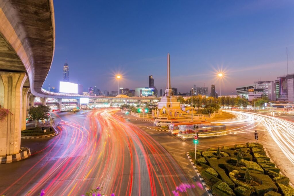 คอนโด อารีย์ คอนโด รัชโยธิน